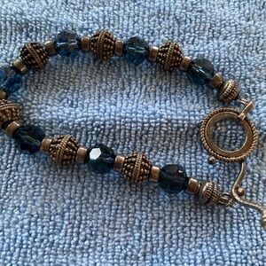 Source Unknown Dark Blue and Silver Beaded Bracelet
